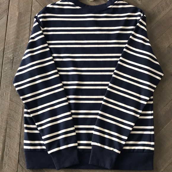 Extremely stylish “H&M” Long Sleeve - Picture 4 of 7